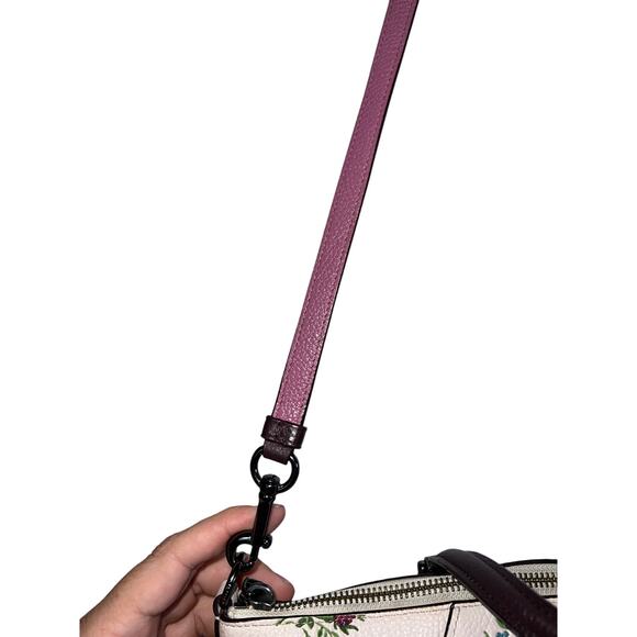 Prairie Satchel With Cross Stitch Floral Print Pebbled white leather with floral - Picture 4 of 12